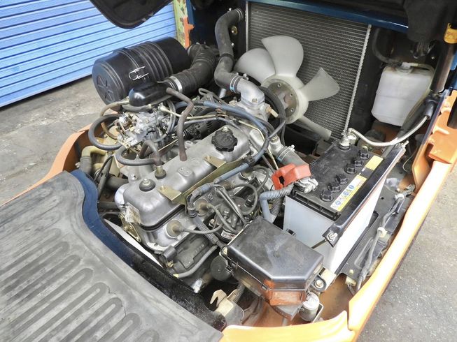 フォークリフト 7FG15 写真４