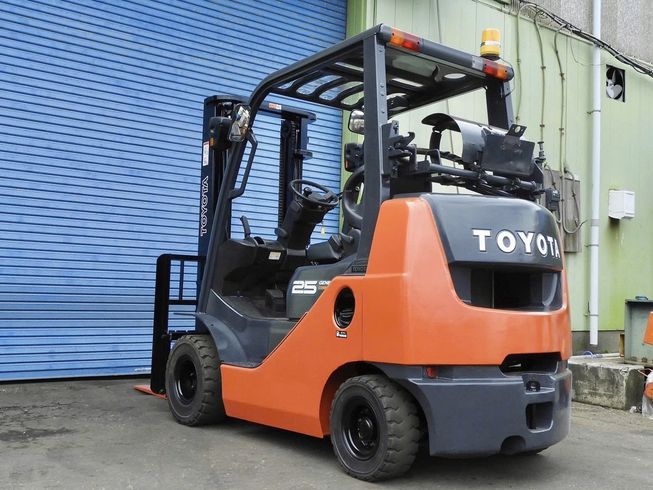 フォークリフト 8FGL25 写真５