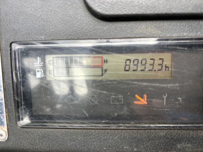 フォークリフト 8FGL25 写真６