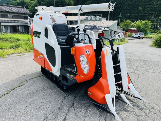 コンバイン ARN219-GDXW 写真２