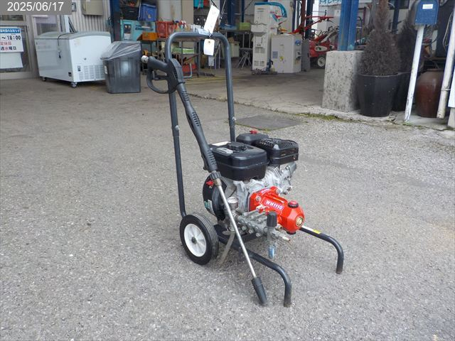 共立 高圧洗浄機 写真