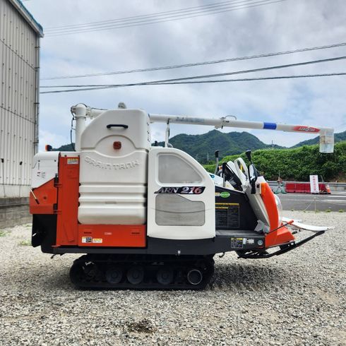 コンバイン ARN216 写真５