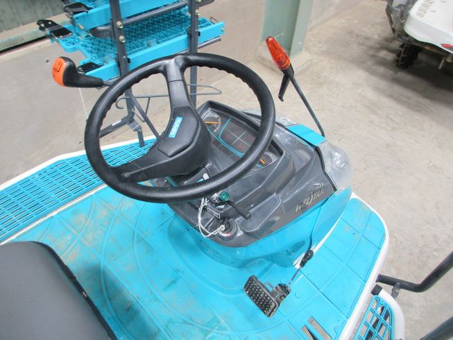 田植機 NSU55-F 写真７