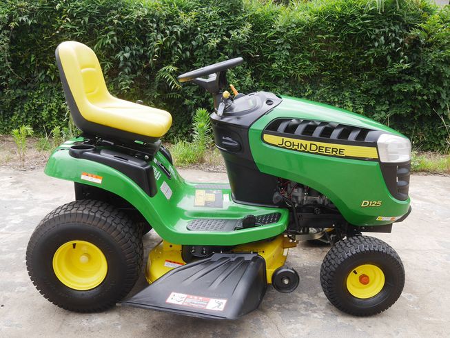 草刈機 D125 写真２