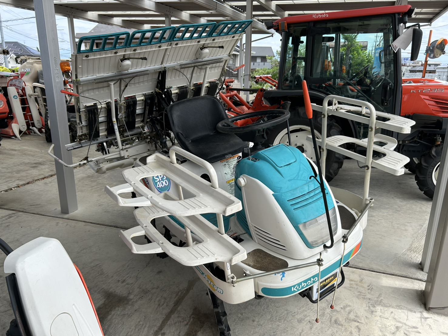 クボタ 田植機 写真