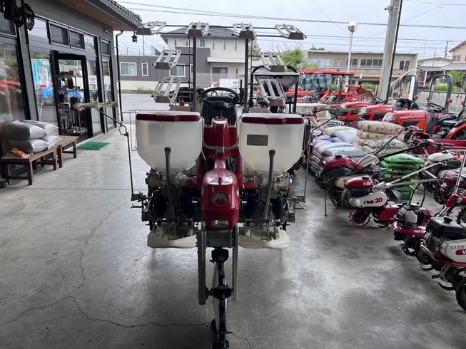 田植機 RXE-4NR 写真２