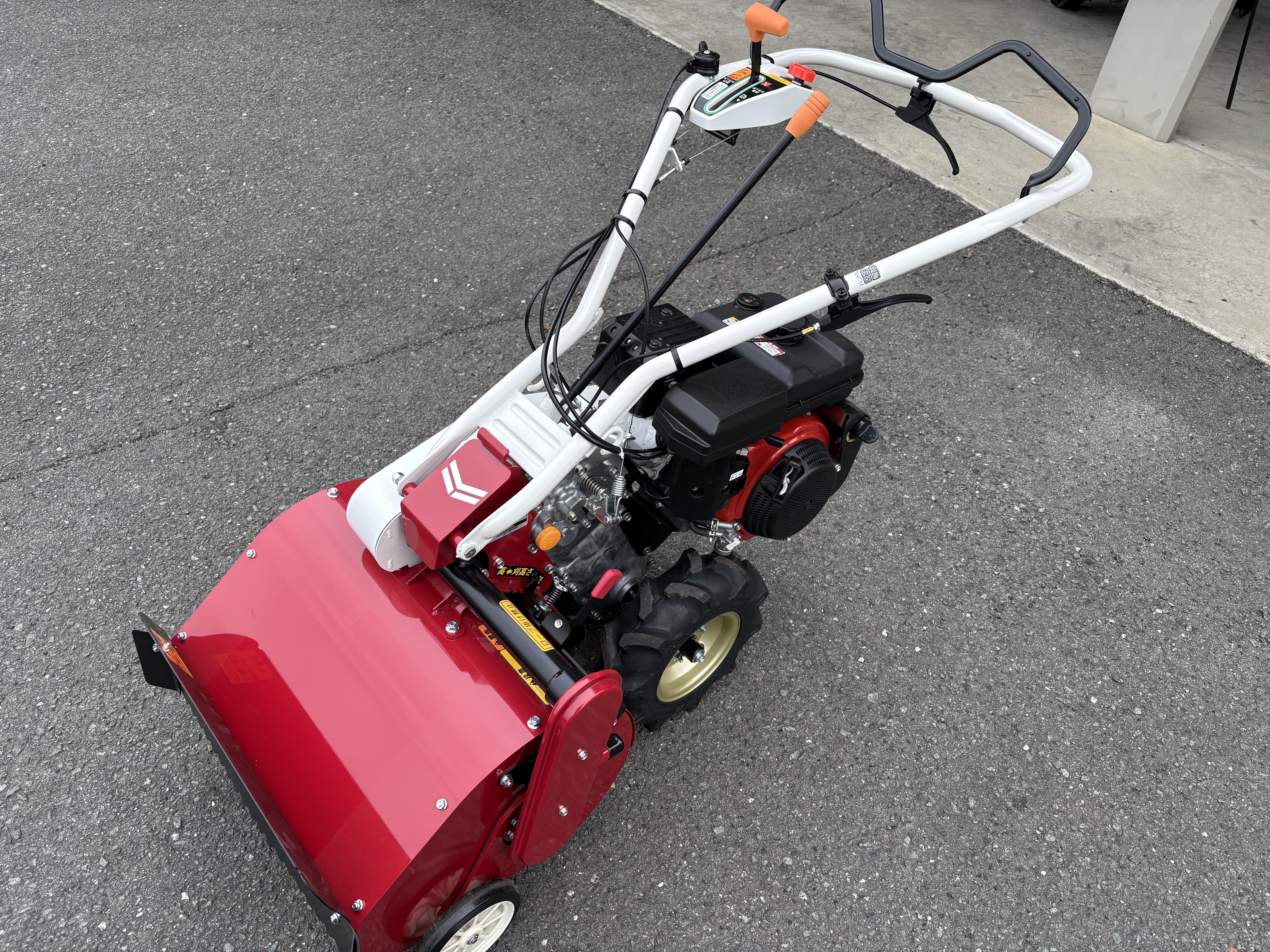 ヤンマー 草刈機 写真