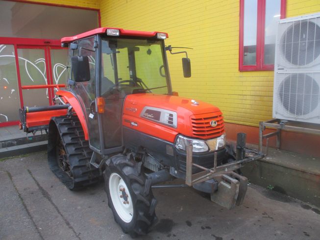 クボタ トラクター 写真