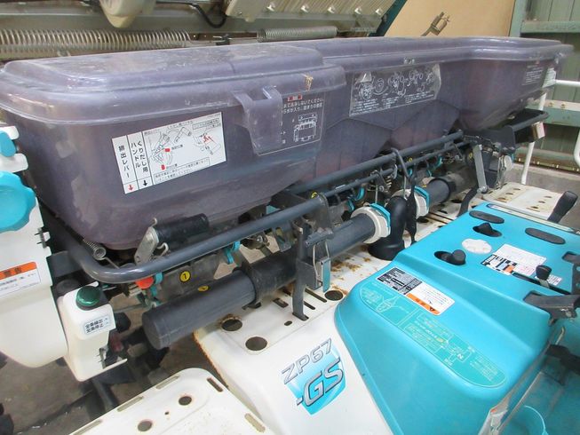 田植機 ZP67-FGS 写真８