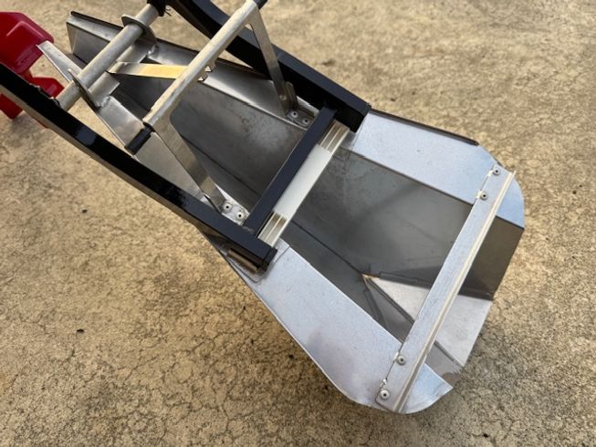 溝切機 MKF-A415 写真８