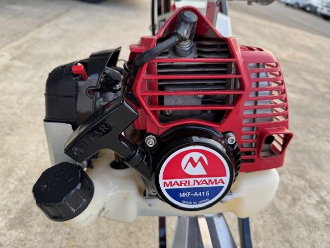 溝切機 MKF-A415 写真３