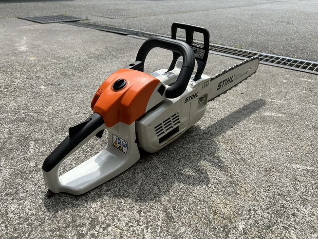 チェーンソー MS201C-EM 写真２