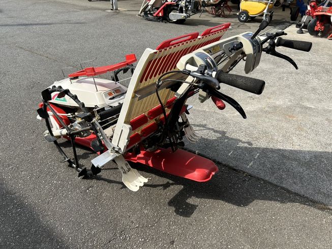 田植機 AP200 写真３