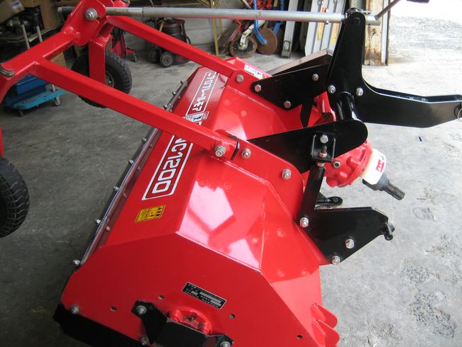 草刈機 FNC1200 写真４