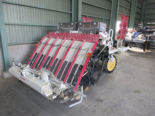 田植機 YR6D 写真５