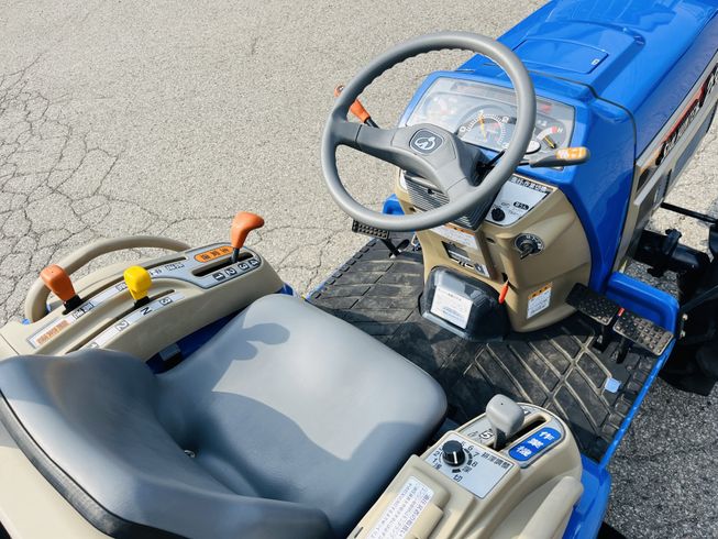 トラクター TH233-B 写真８