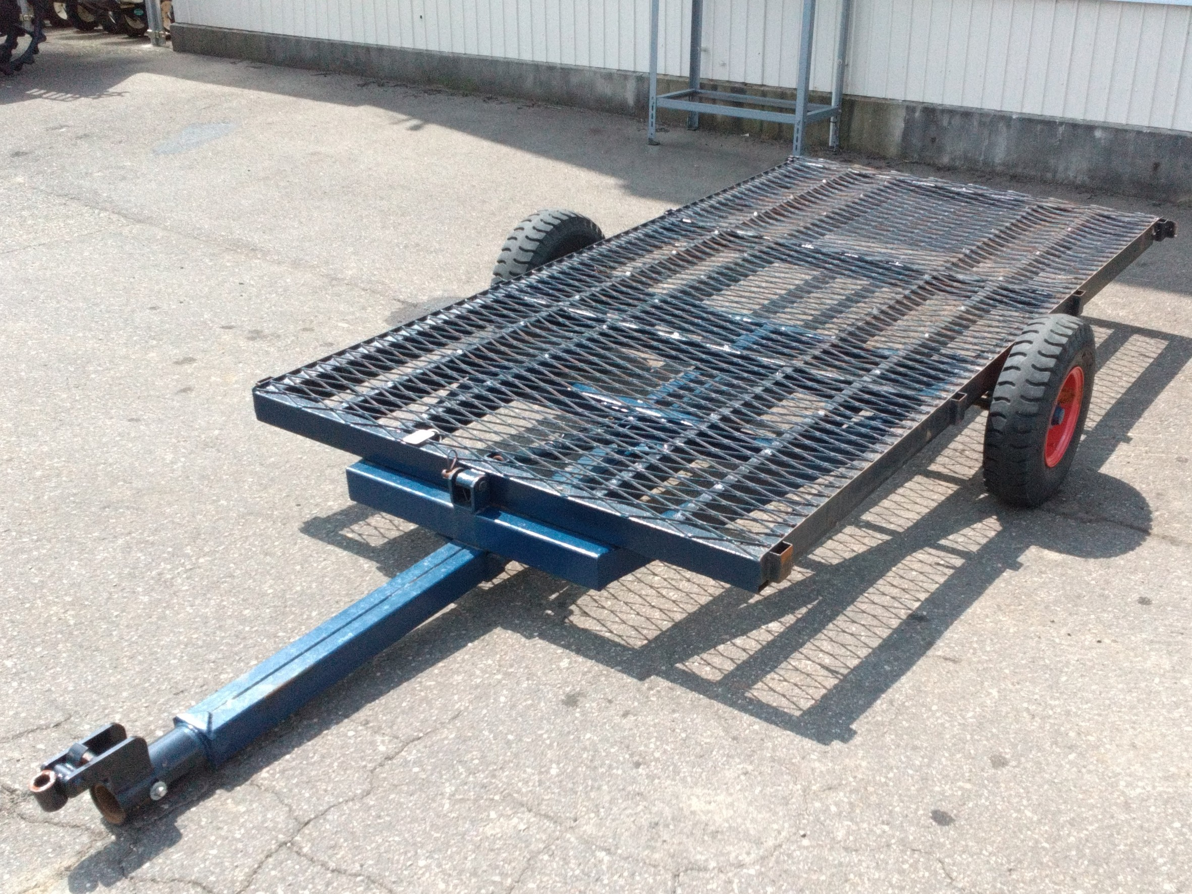 不明 コンバイントレーラー 写真