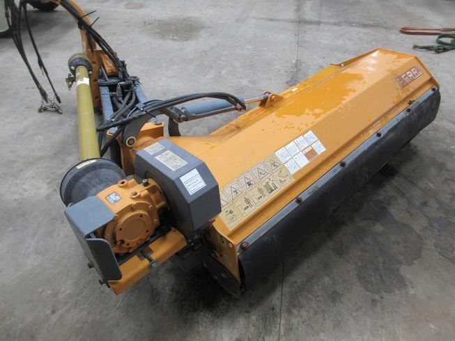 草刈機 LE18ROA 写真４