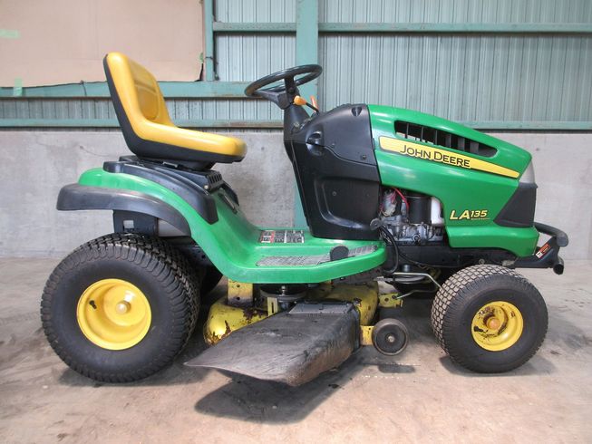 草刈機 LA135 写真３