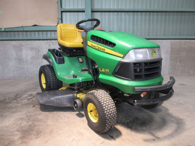 草刈機 LA135 写真２