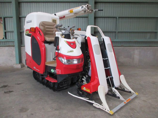 コンバイン AJ216 写真２