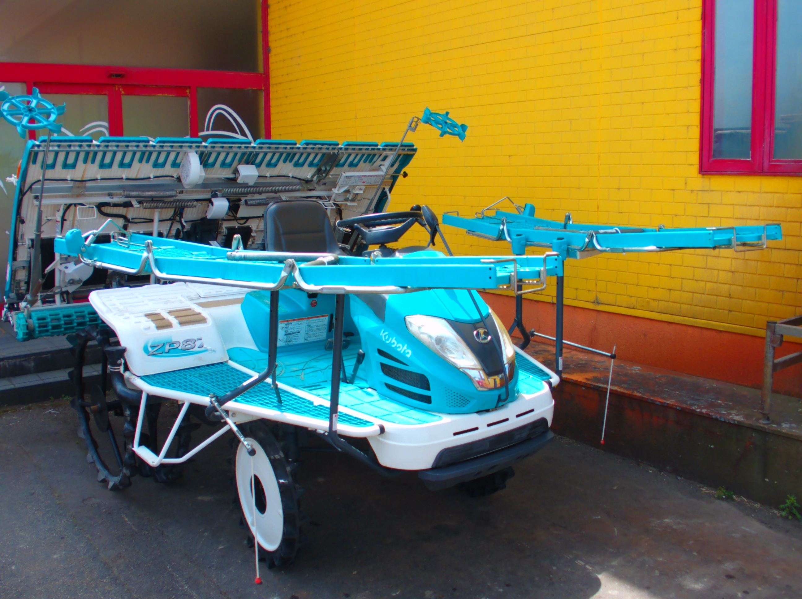 クボタ 田植機 写真