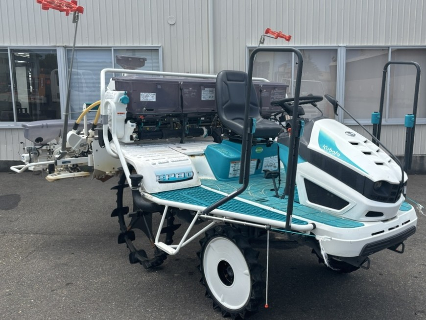 クボタ 田植機 写真