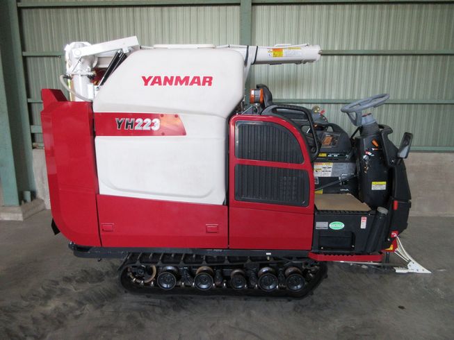 コンバイン YH223 写真３