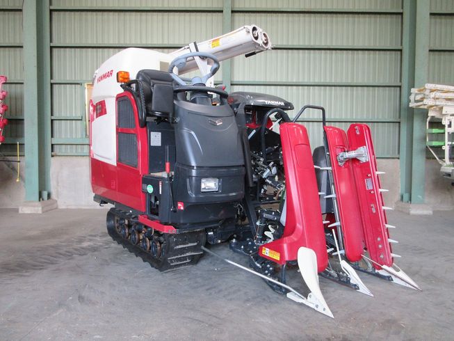 コンバイン YH223 写真２