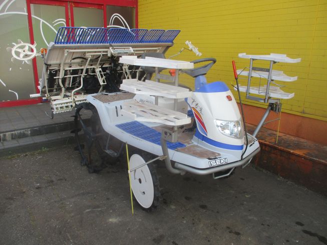 イセキ 田植機 写真