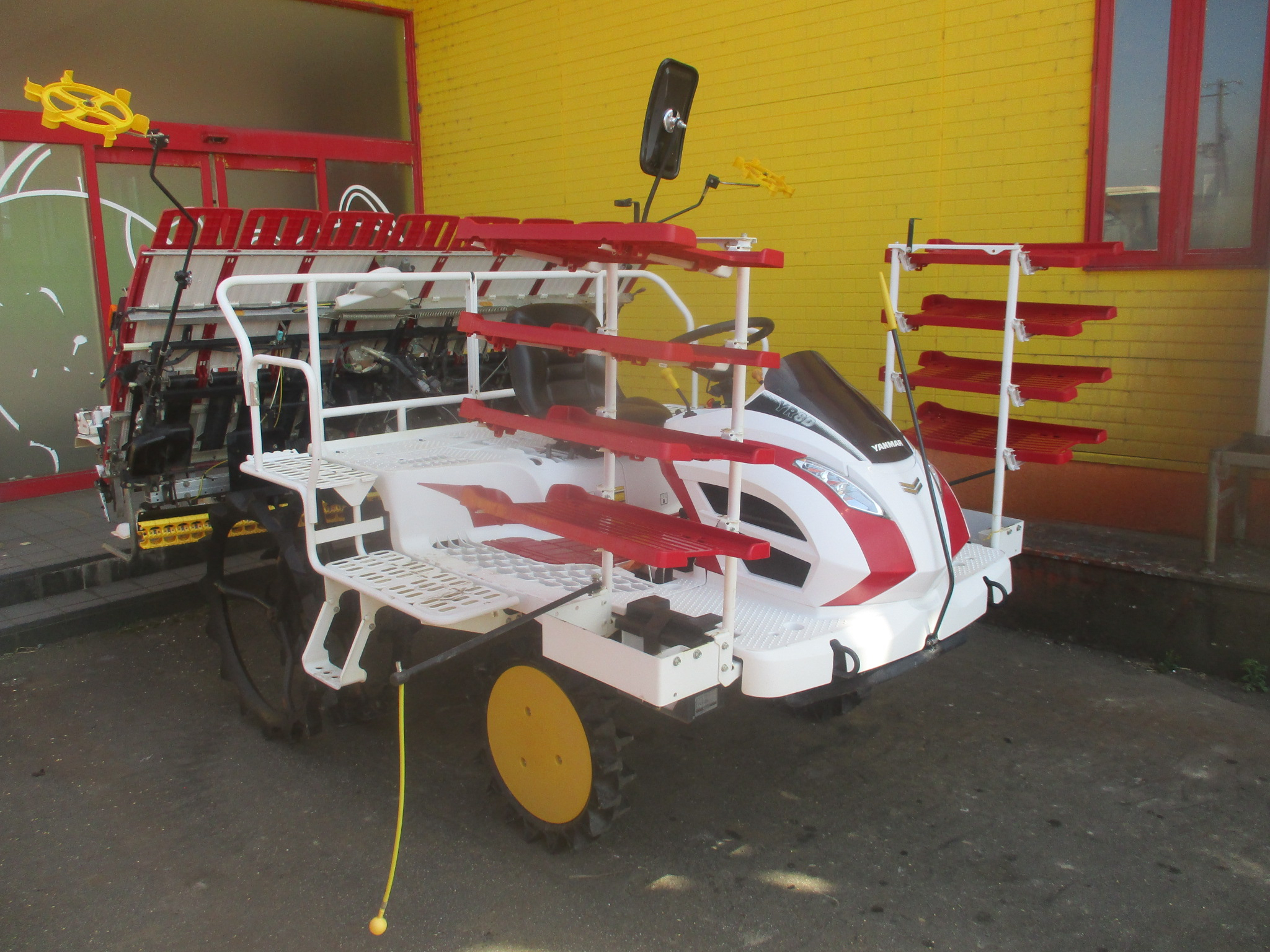 ヤンマー 田植機 写真