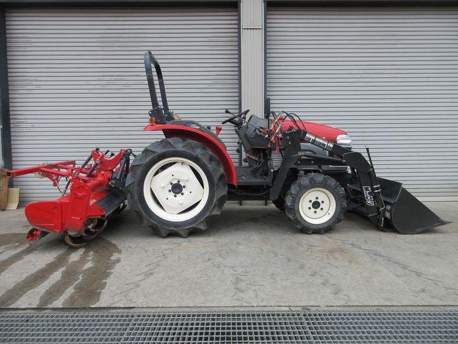 トラクター EF224＋ローダー 写真３