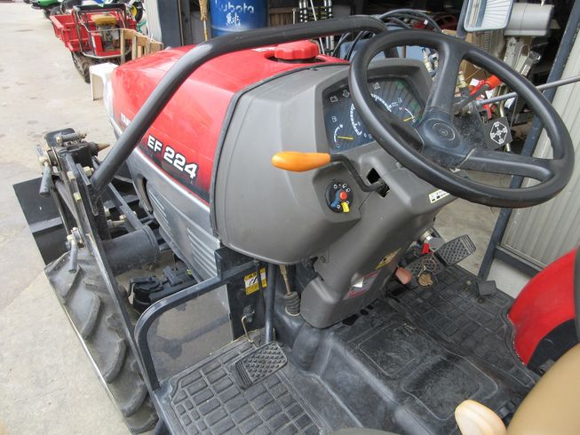 トラクター EF224＋ローダー 写真７