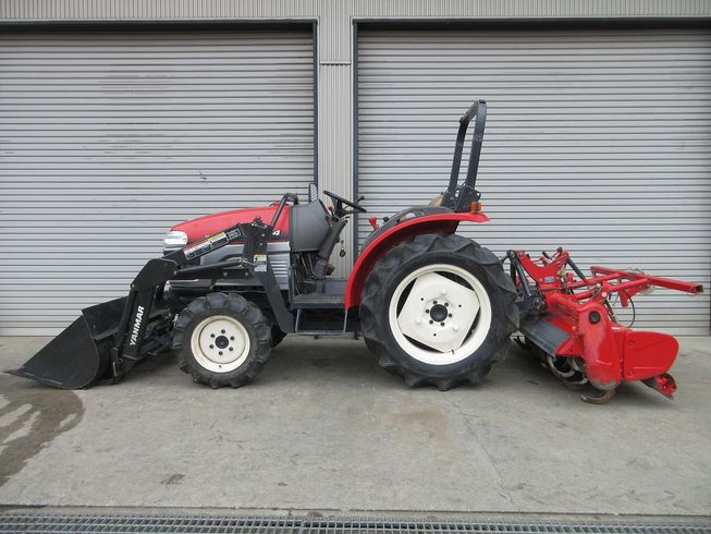 トラクター EF224＋ローダー 写真４