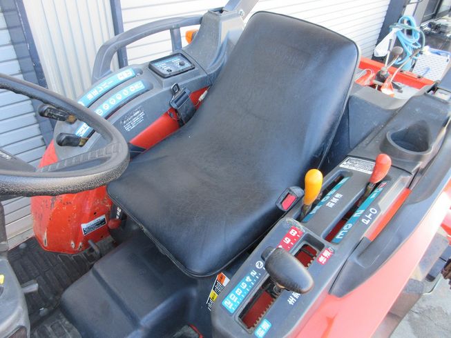 トラクター KB20(F) 写真５