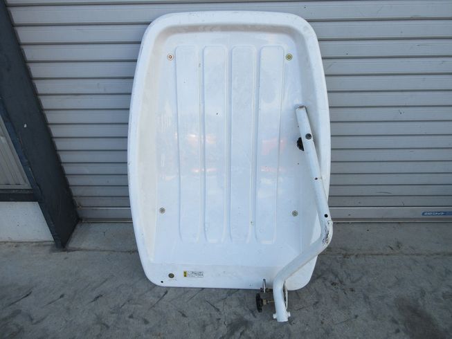 キャノピー 不明 写真５