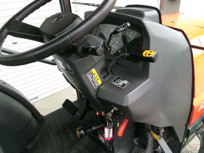 トラクター L270DFQ 写真５