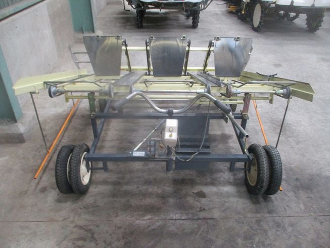 苗箱並べ機 BJ-3 写真７