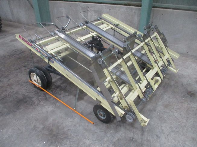苗箱並べ機 BJ-3 写真３