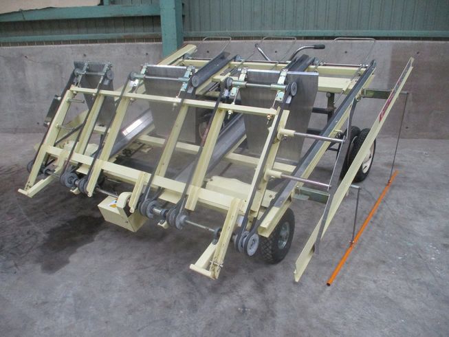 苗箱並べ機 BJ-3 写真２