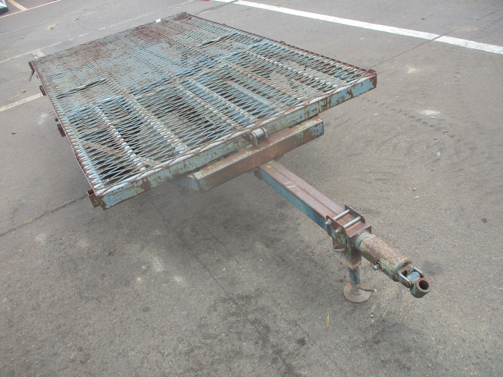 不明 コンバイントレーラー 写真