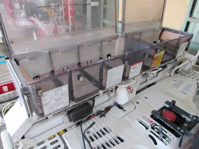 田植機 YR7D 写真９