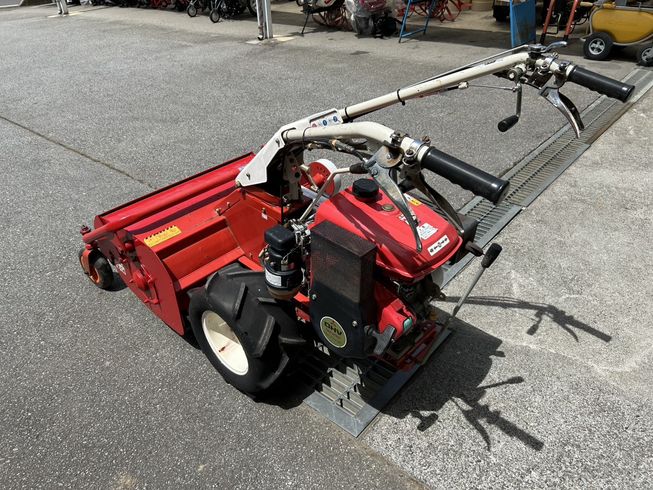 草刈機 HR661A 写真３