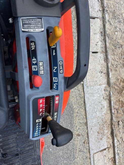 トラクター KB205 写真９