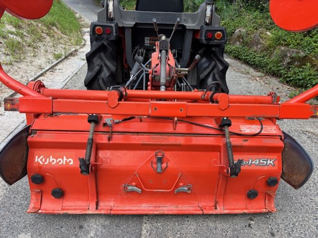 トラクター KB205 写真７