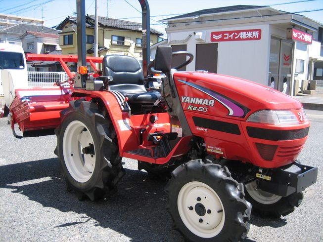 トラクター KE-60ABPUS4 写真３