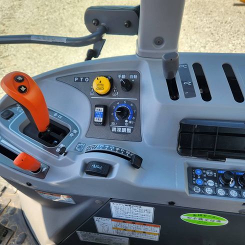 トラクター TJV58 写真９