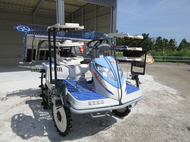 イセキ 田植機 写真