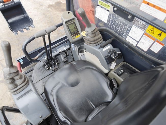 ミニユンボ ZX30UR-5B 写真５