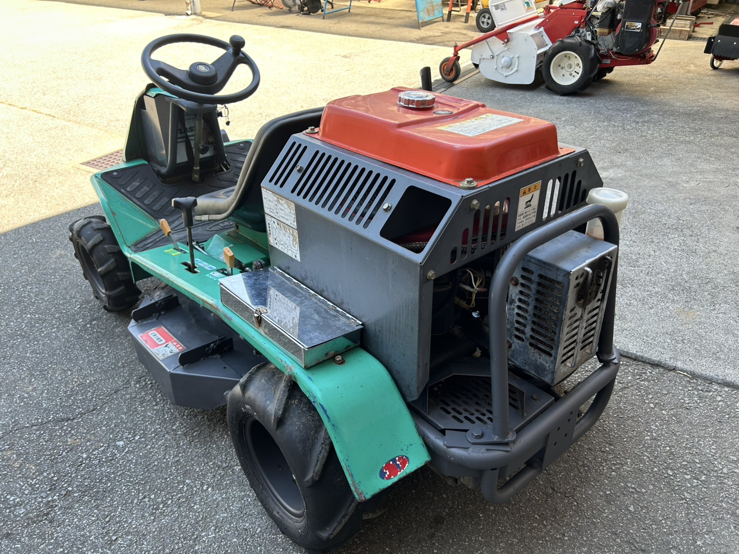 草刈機 CM1603 写真３